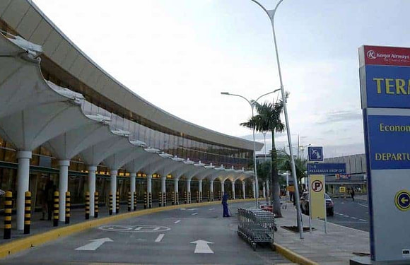 Can I Fly into Nairobi?