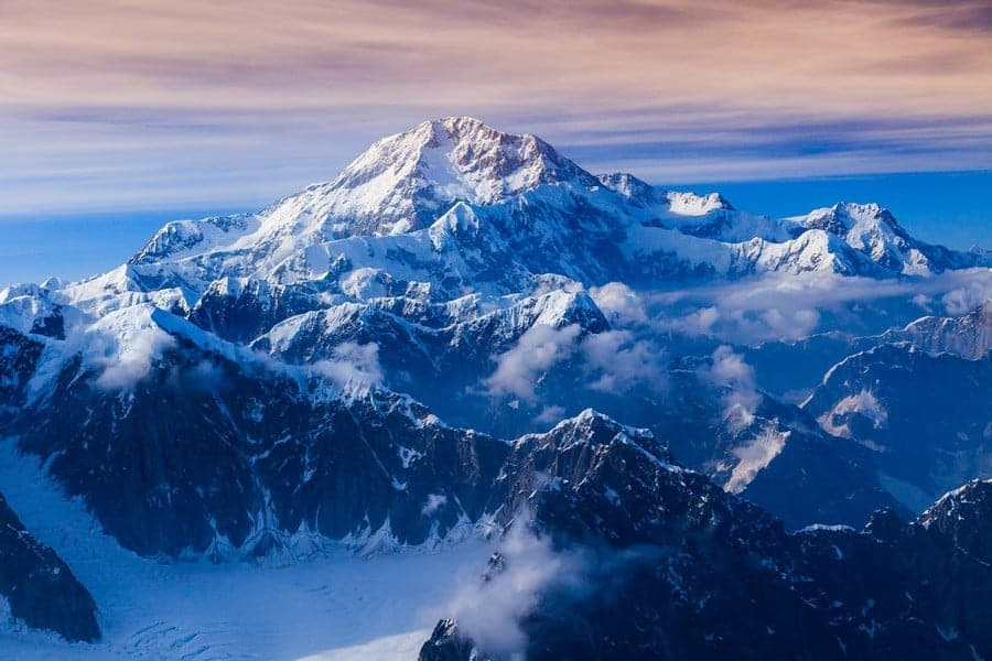 Extreme Altitude: The Worlds Greatest Mountains